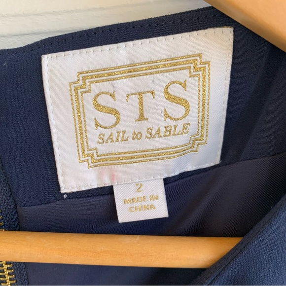 Sail to Sable Navy Blue Shift Dress size 2 M flared 3/4 Sleeves Zipper Ruffled - Picture 9 of 11